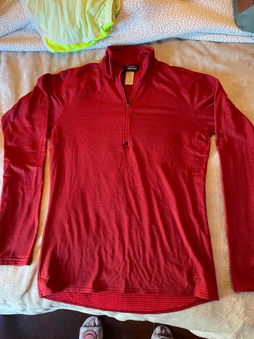 Patagonia Men's Red Half-Zip Lightweight Pullover